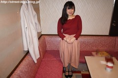 23歳家電量販店店員、りこちゃん_01
