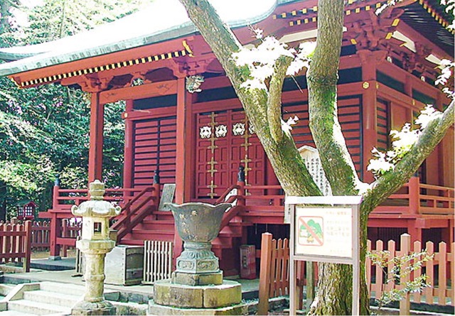奥の院