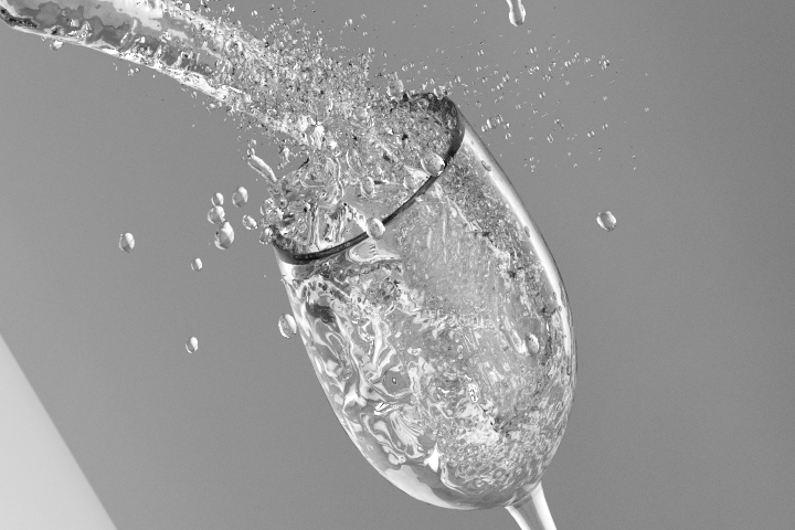 グラスに水を注いでみる 流体シミュレーション いろはメモ Blender