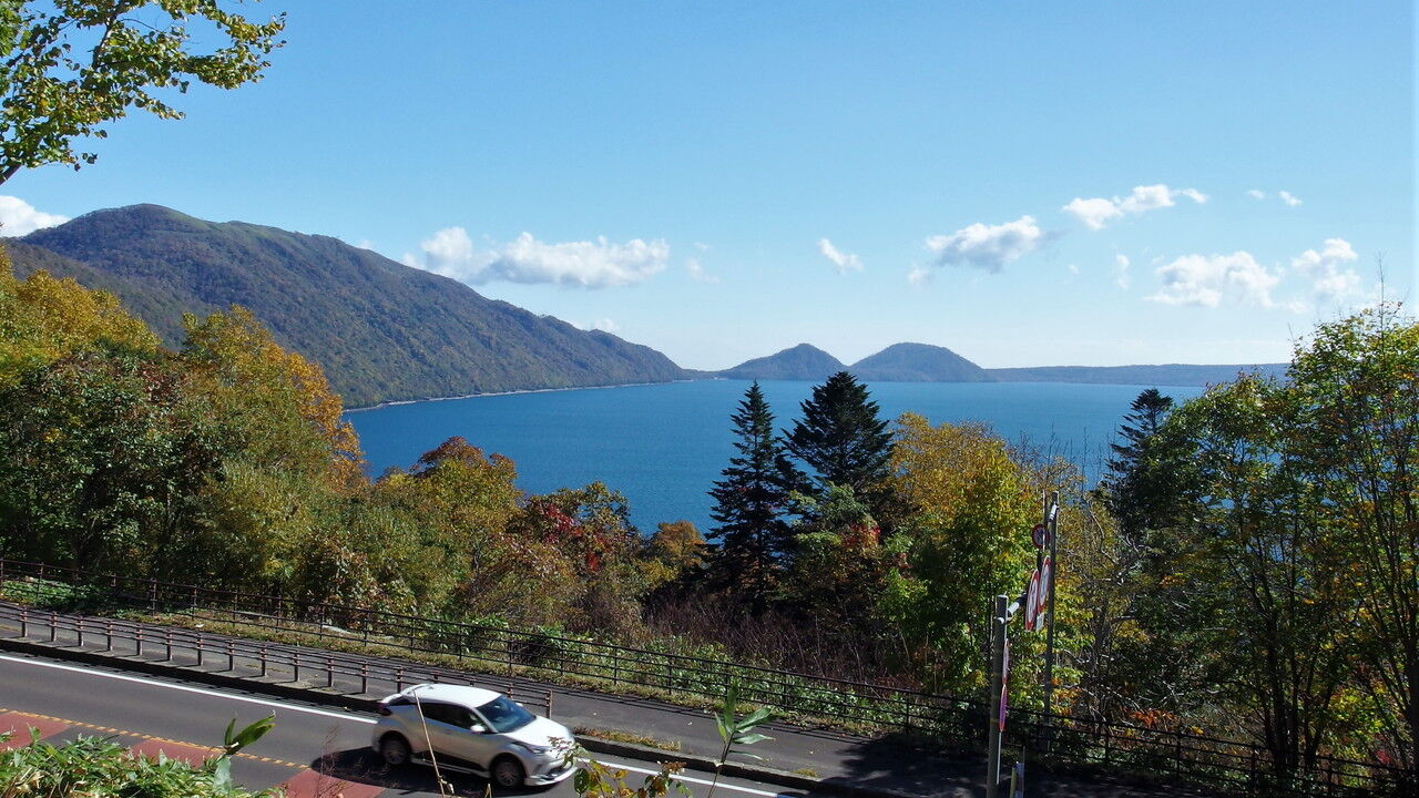 ちょこっとドライブ 支笏湖 白扇の滝 風に吹かれて