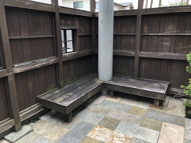 ウッドフェンスの塗装 Studio Chanpin