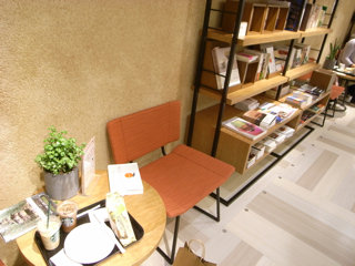 R0011754
