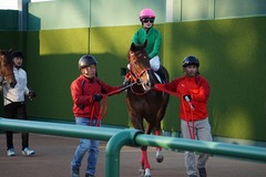 中山12R 4歳上2勝クラス オトナノジジョウ 17