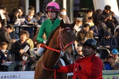 中山12R 4歳上2勝クラス オトナノジジョウ 15