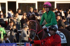 中山12R 4歳上2勝クラス オトナノジジョウ 16