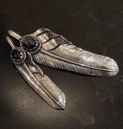 STUDIO T&Y シルバー 羽根モチーフ ネックレス STUDIO T&Y シルバー 羽根モチーフ ネックレス STUDIO T&Y - Feather M