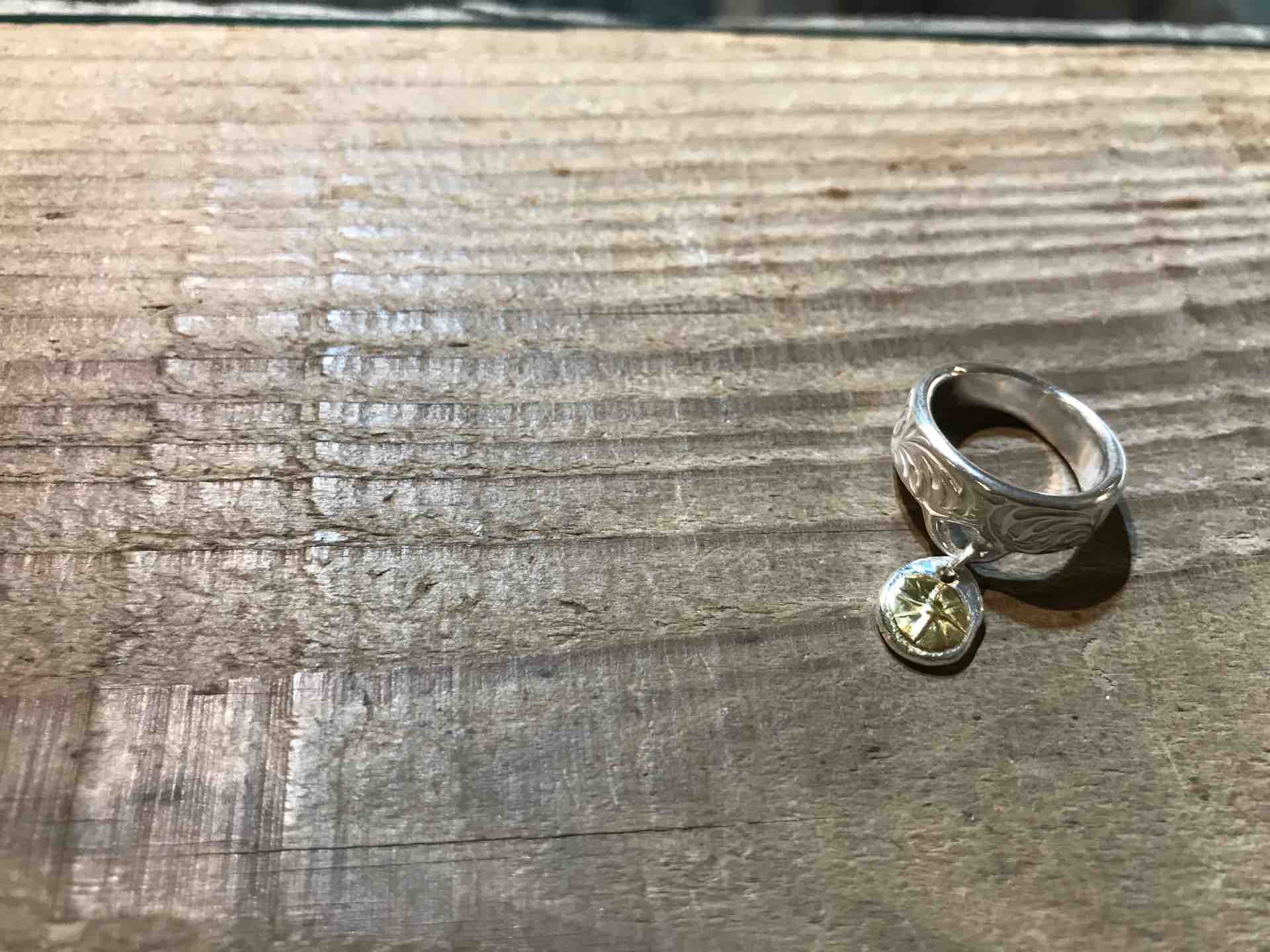 揺れるピンキーリング : STUDIO T&Y Blog