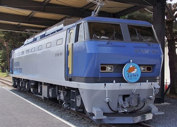 日本の技術の粋が注がれたef0マンモス電気機関車が引退 ゆるっとエンジログ