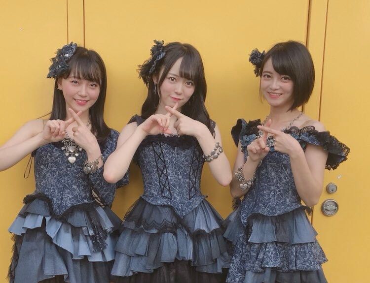Stuふくちゃん 48が大好きなとろ 土路生 がakbさんの可愛い衣装着て喜んでるの見てたら泣きそうになった Ske48箱推し