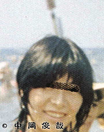 76c81833
