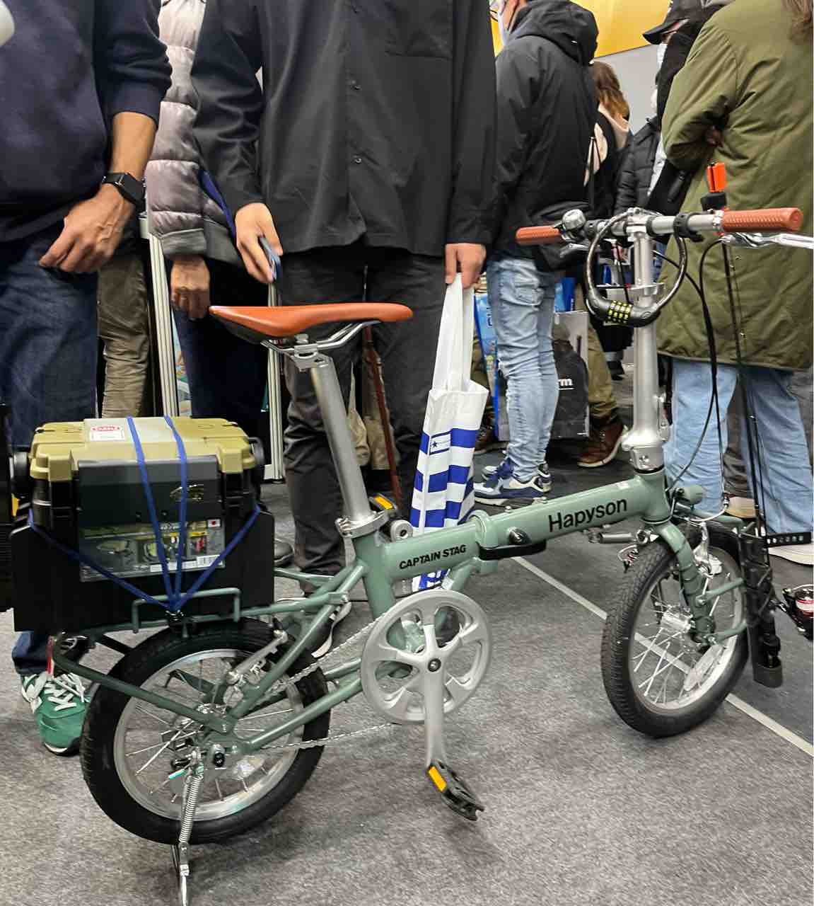 20インチ 折りたたみ カゴ付き クロノス とても綺麗な中古です