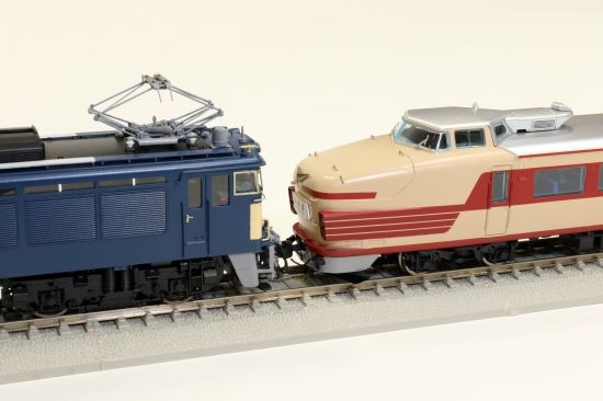 ☆天賞堂 16番HO プラスティック製 181系特急電車「あさま」8輛セット