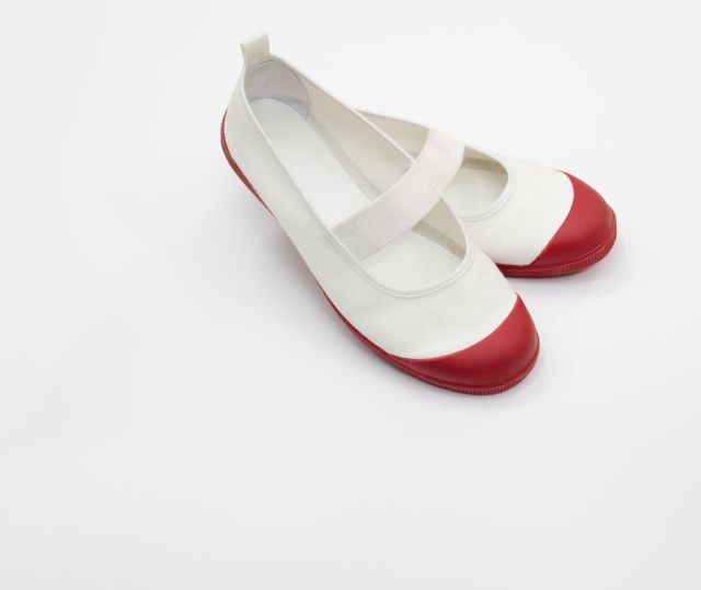 上履きの名前付けが楽々 くつデコの可愛いネームラベル そらぶろ 上履きの名前付けが楽々 くつデコの可愛いネームラベル そらぶろ