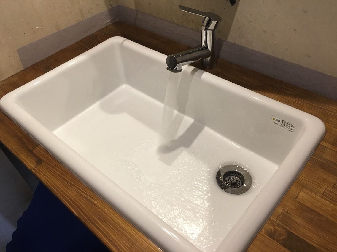 洗面所リノベーション5 シンク 水栓 排水を付ける Diyで作る こどもと過ごすおうち時間 洗面所リノベーション5 シンク 水栓 排水を付ける Diyで作る こどもと過ごすおうち時間