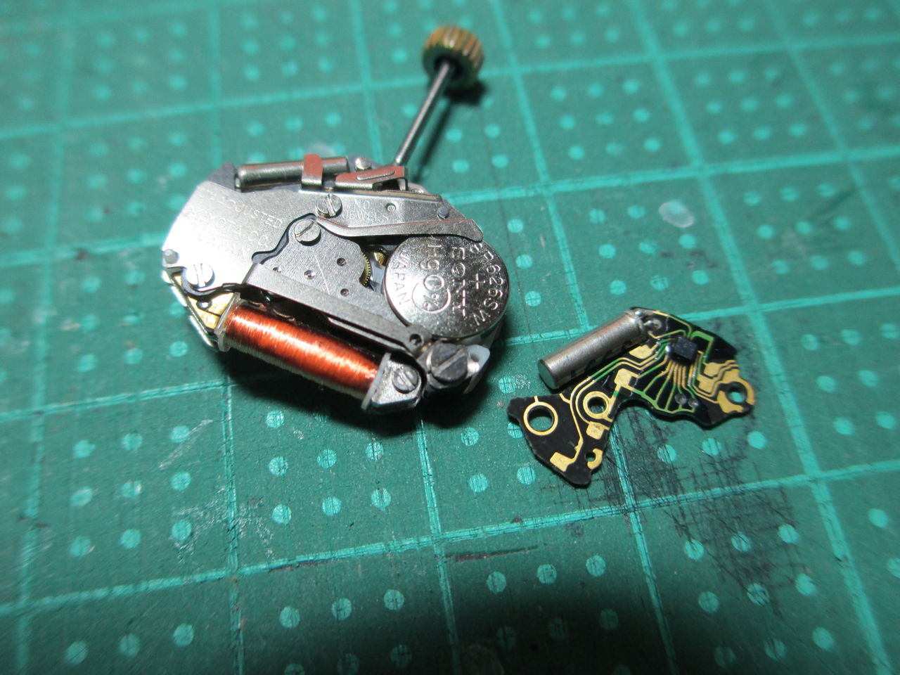 クオーツ《水晶ウォッチ》の実技と解説　水晶時計のすべて　東京時計研究所 クオーツ《水晶ウォッチ》の実技と解説 水晶時計のすべて 東京時計研究