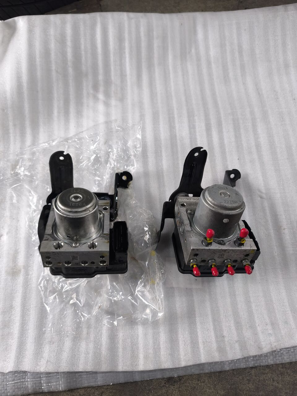 ホンダ RC1 オデッセイ VSA警告灯点灯・ABSユニット内部故障修理 : の