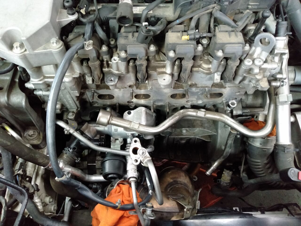 メルセデスベンツGLA180 サーモスタット ウォーターポンプ交換 : のの 