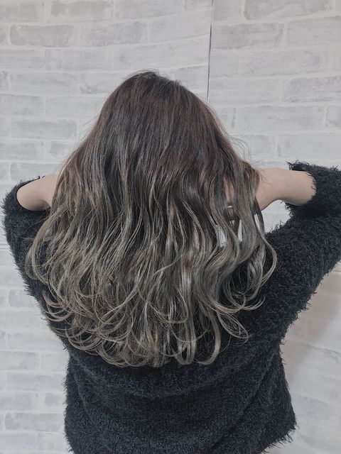 バレイヤージュ シルバーグレージュ スギモト美容室 春日部店 バレイヤージュ シルバーグレージュ スギモト美容室 春日部店