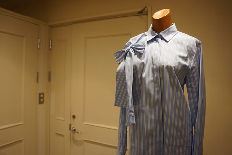 MSGM（エムエスジーエム）リボンディテールポプリンシャツ : mode shop