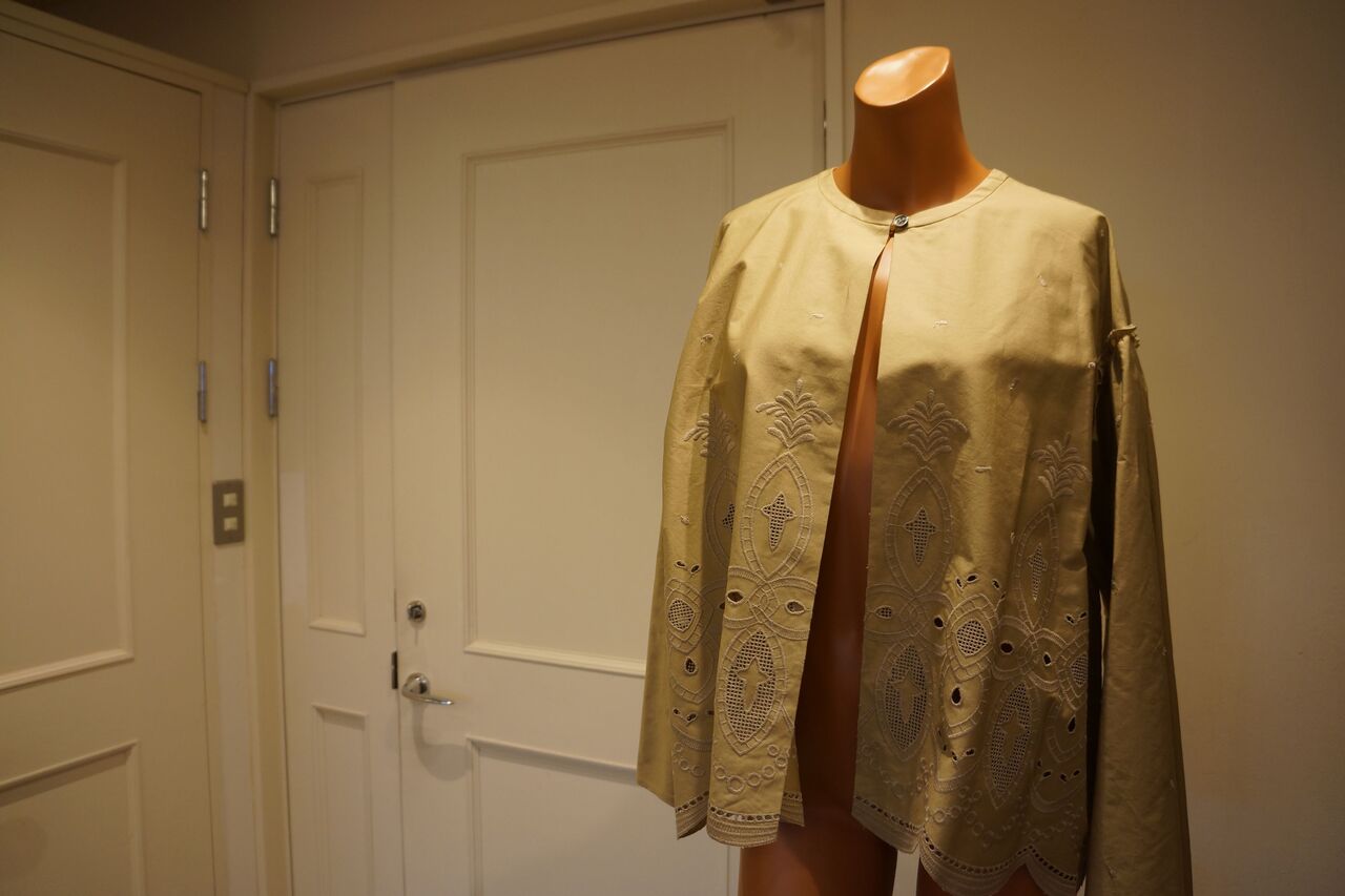 irise（イリゼ）カットワークレースブラウス : mode shop sugino 
