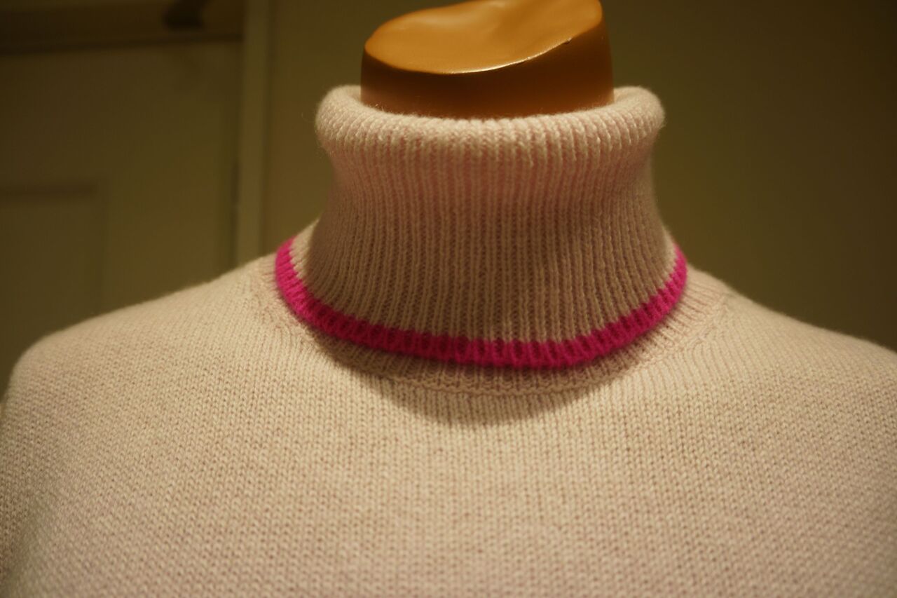 MSGM マイクロロゴタートルネックニット MSGM エムエスジーエム Mini