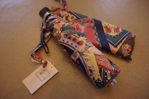 KEITA MARUYAMA(ケイタマルヤマ)VINTAGE ROSE SCARF print umbrella KEITA MARUYAMA(ケイタマルヤマ)VINTAGE ROSE SCARF print umbrella
