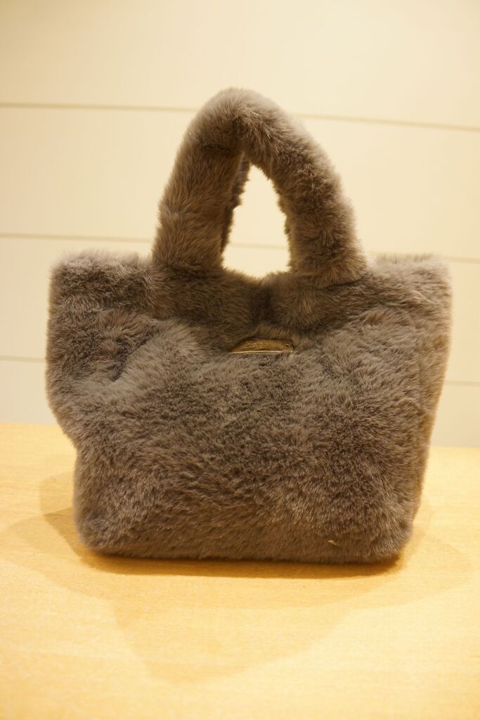 HERNO（ヘルノ）フェイクファー2WAYバッグ : mode shop sugino