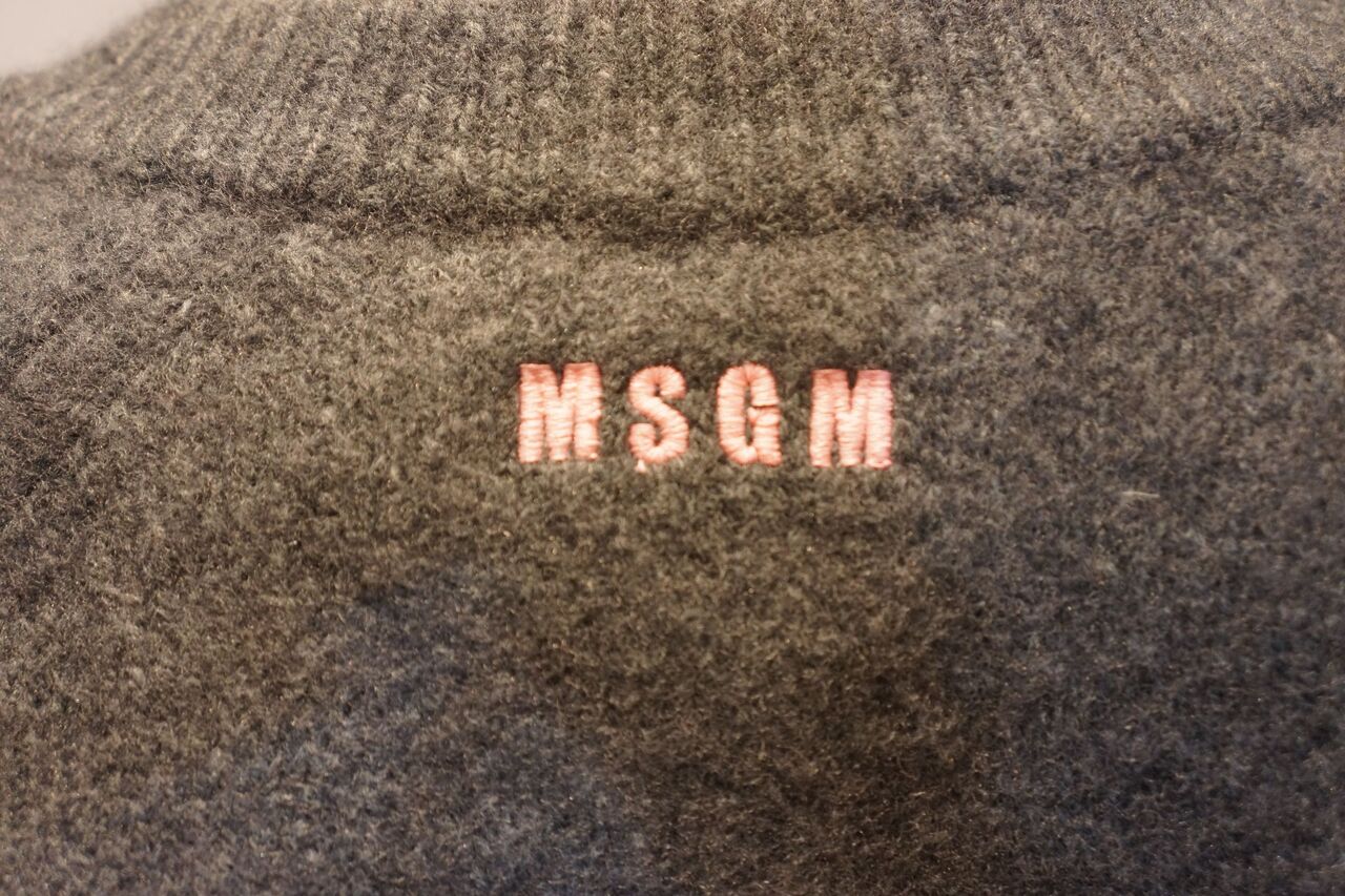 MSGM(エムエスジーエム)袖ラインクルーネックカーディガン MSGM(エムエスジーエム)袖ラインクルーネックカーディガン