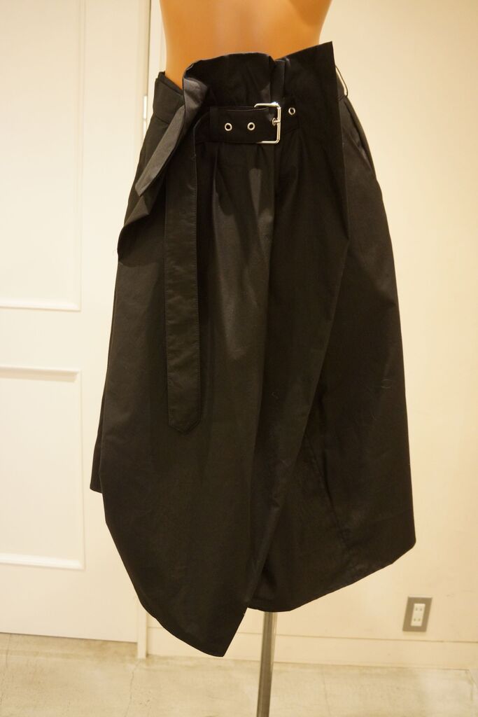 MSGM（エムエスジーエム）共ベルト付きスカート : mode shop sugino
