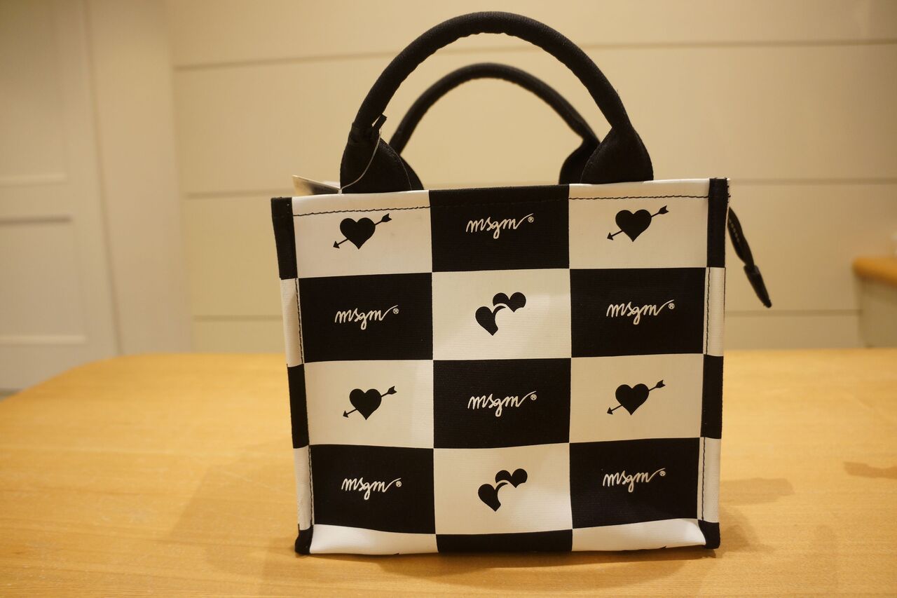 MSGM（エムエスジーエム）ハート＆ロゴチェッカー2WAYバッグ