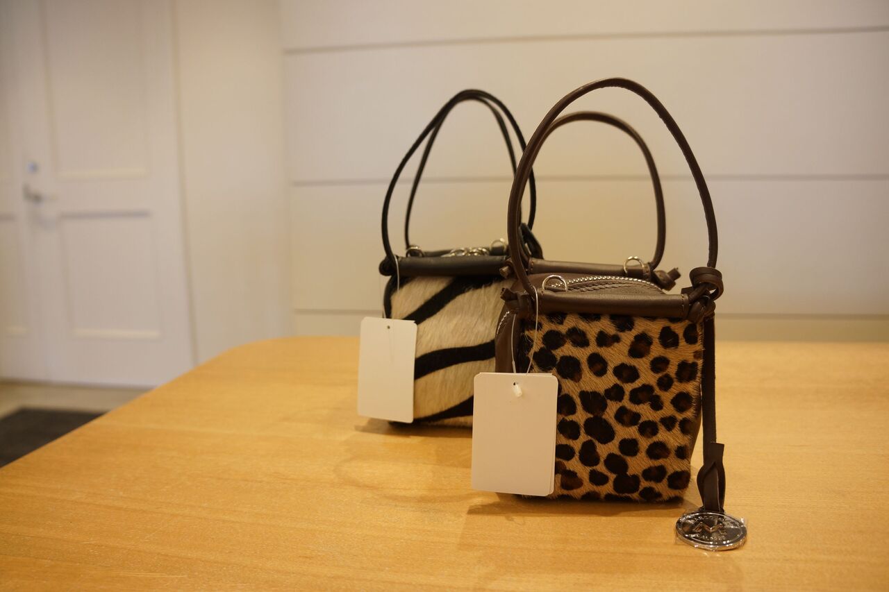 MARCO MASI/マルコマージのハラコバッグ MARCO MASI（マルコマージ）キューブ型ハラコミニバッグ : mode shop