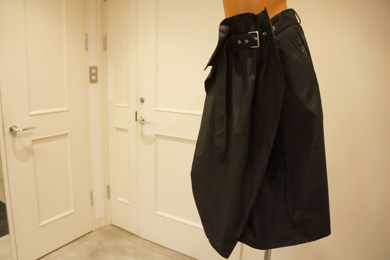 MSGM（エムエスジーエム）共ベルト付きスカート : mode shop sugino