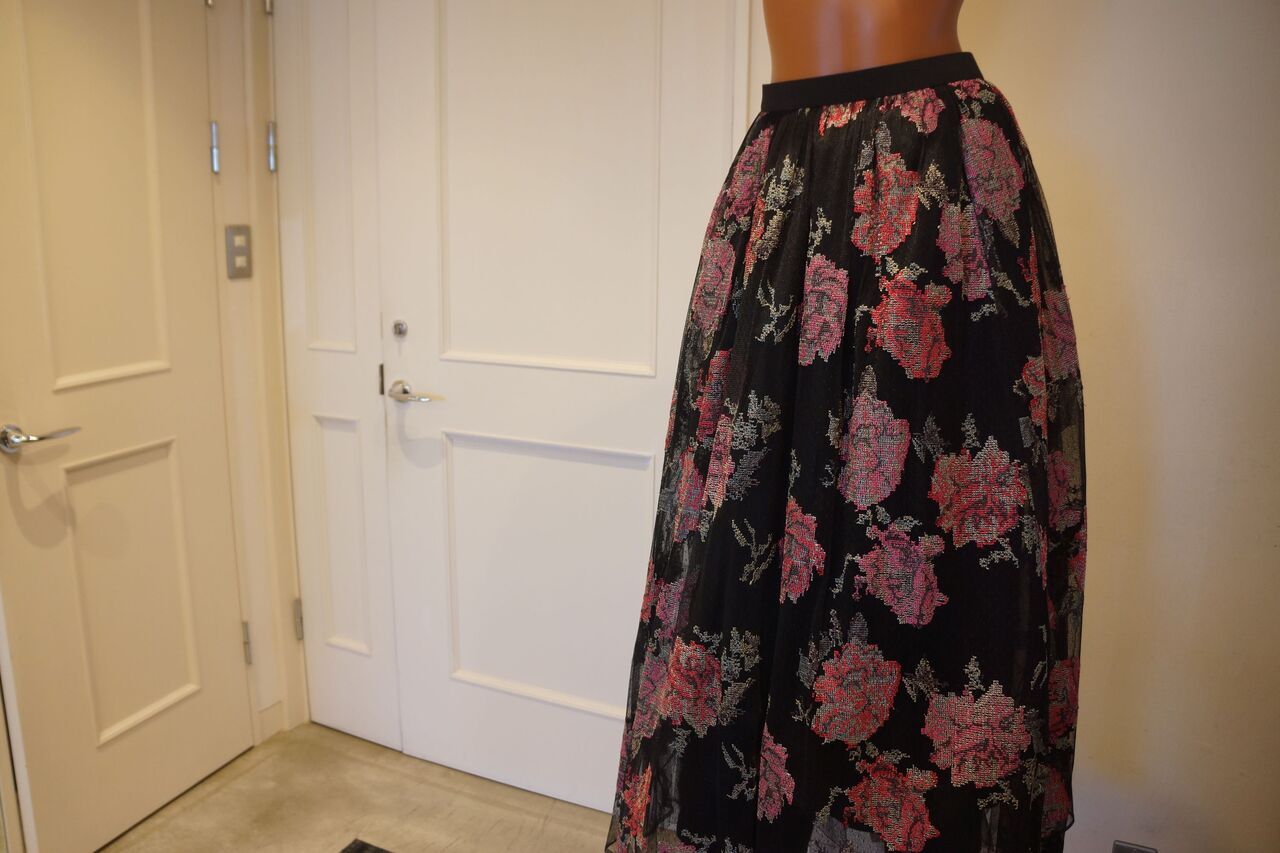 KEITA MARUYAMA（ケイタマルヤマ）Rose embroidery tulle SK