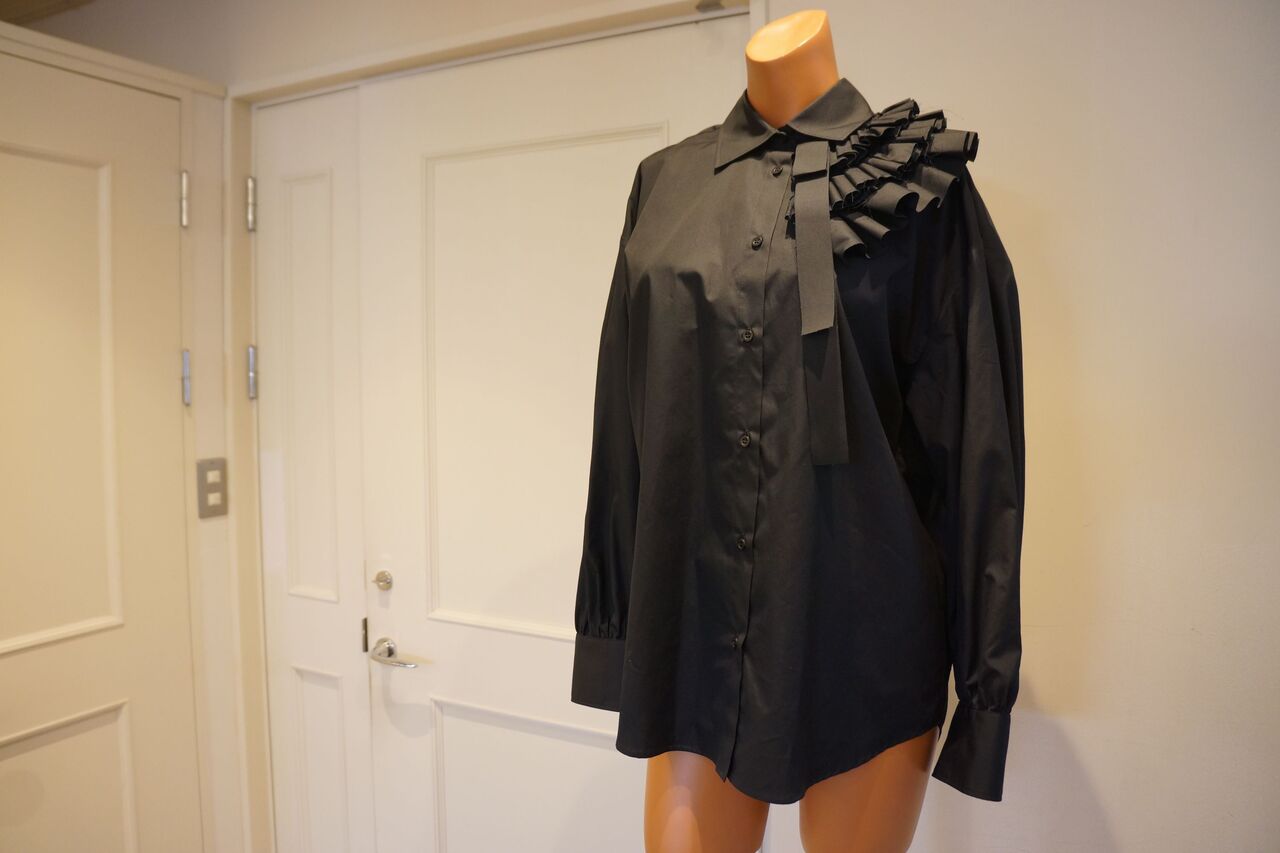MSGM（エムエスジーエム）フリルディテールポプリンシャツ