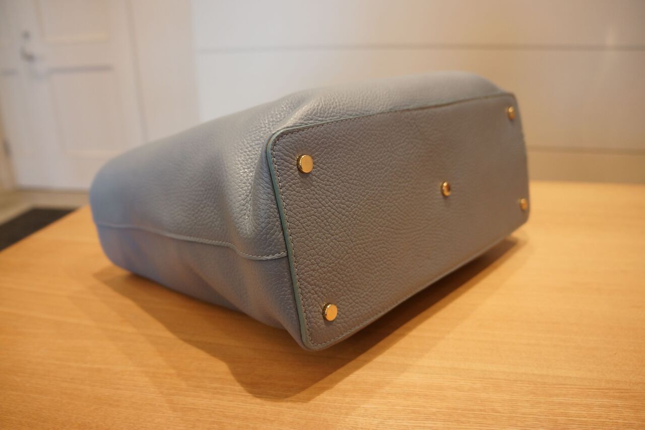 MAURIZIO TAIUTI (マウリツィオ・タユーティ)シュリンクレザー