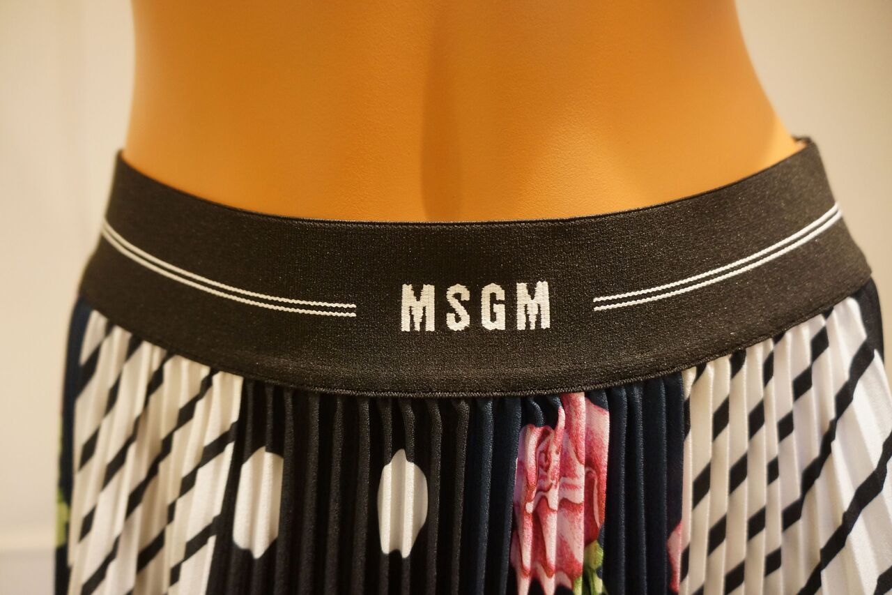 MSGM（エムエスジーエム）ミックスプリントプリーツスカート : mode