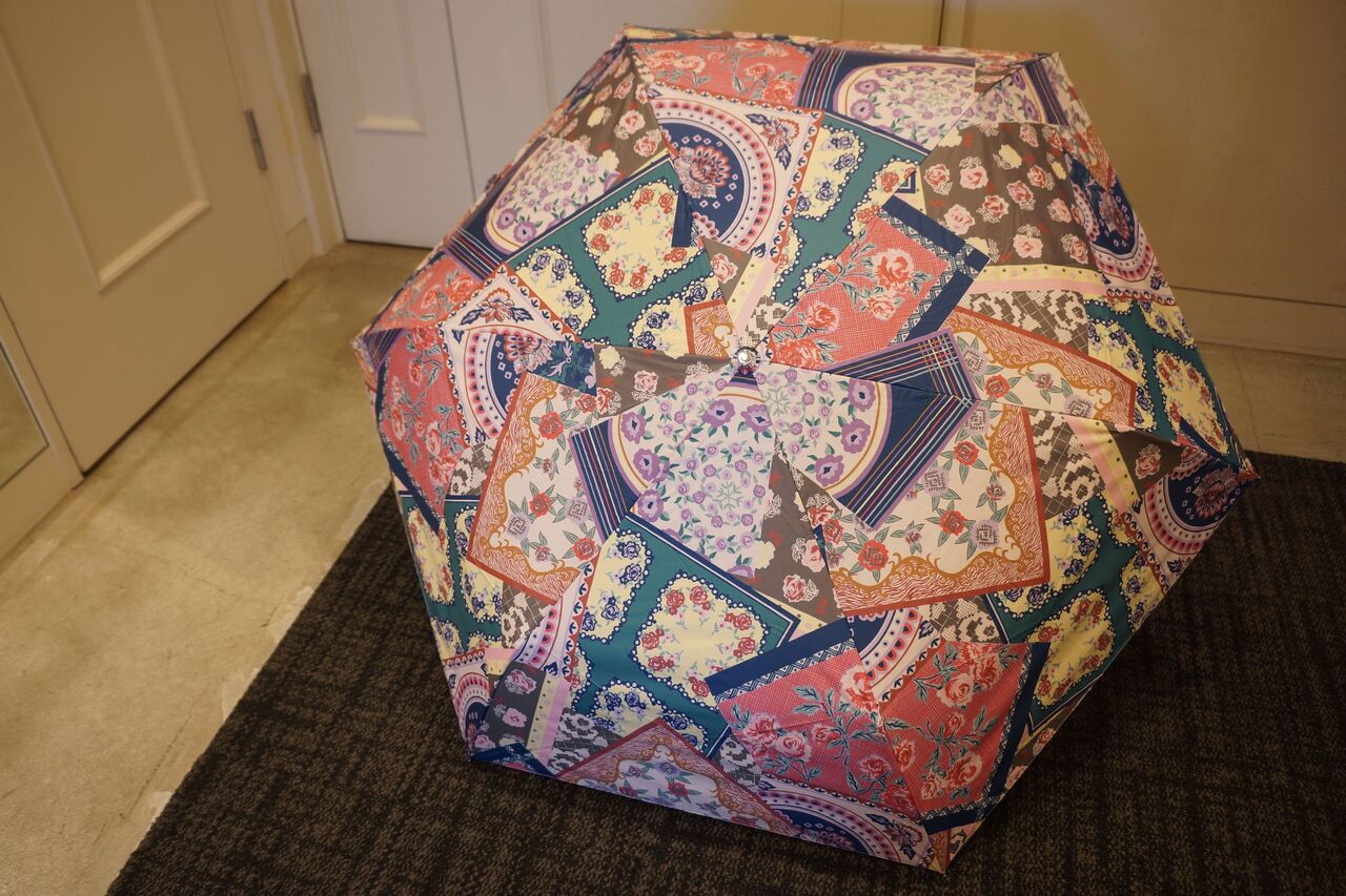 KEITA MARUYAMA（ケイタマルヤマ）VINTAGE ROSE SCARF print umbrella