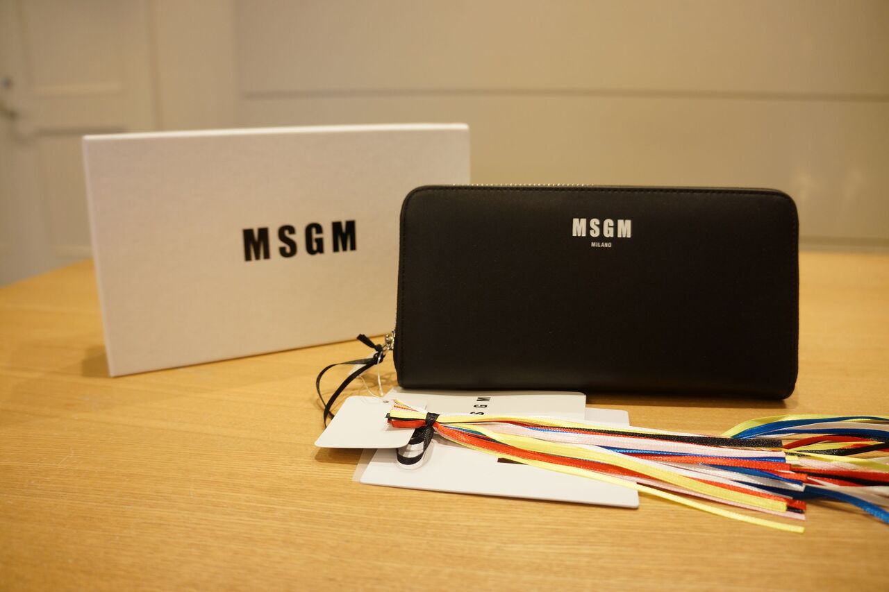 MSGM（エムエスジーエム）ラウンドファスナーウォレット : mode shop 