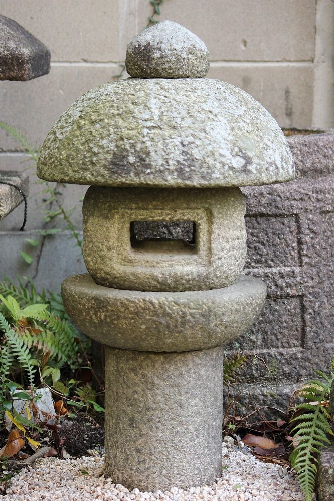 設置事例】灯篭とつくばいのある和モダンなお庭 : 岡崎市 老舗石屋 設置事例】灯篭とつくばいのある和モダンなお庭 : 岡崎市 老舗石屋