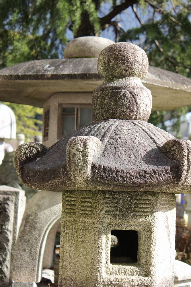天然石灯篭宝珠・関守石・オブジェ