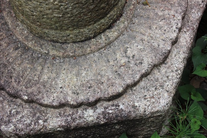 建部大社石灯篭