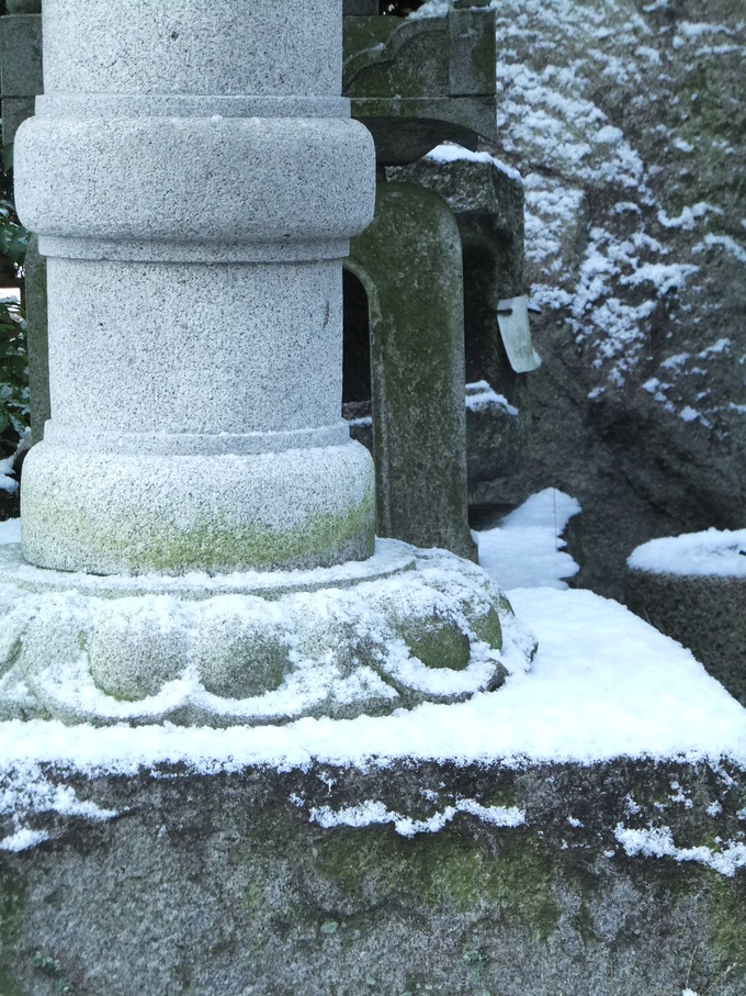 雪景色灯篭