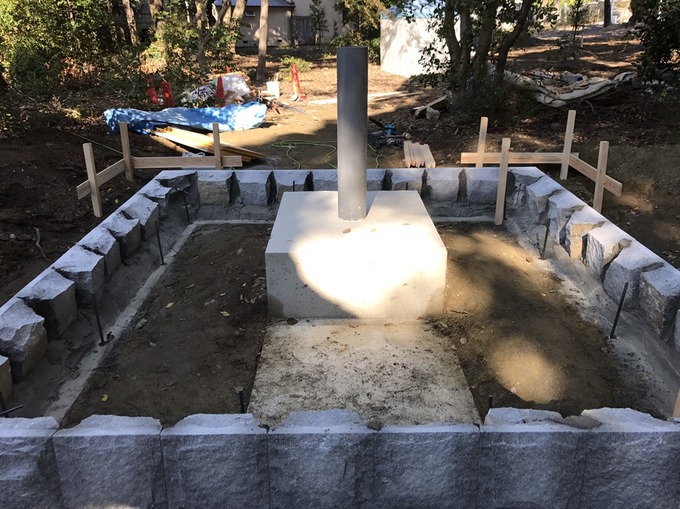 神社のお社石工事　間知石
