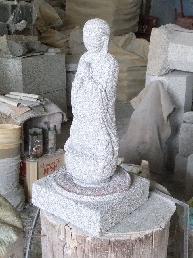 地蔵蓮華台製作中