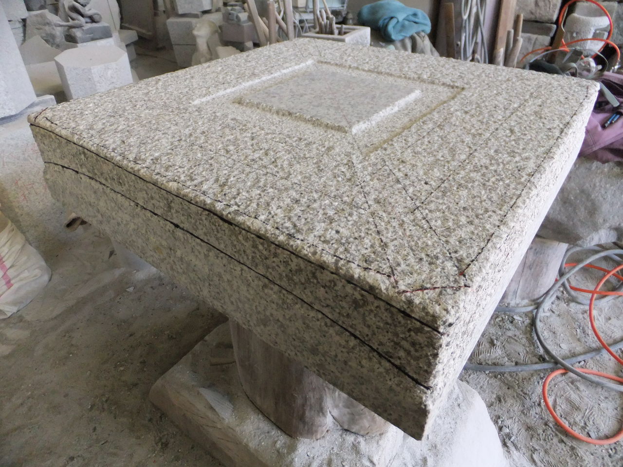 石灯篭の作り方 西ノ屋灯篭の笠 製作工程その5「雨かえし」 : 岡崎市