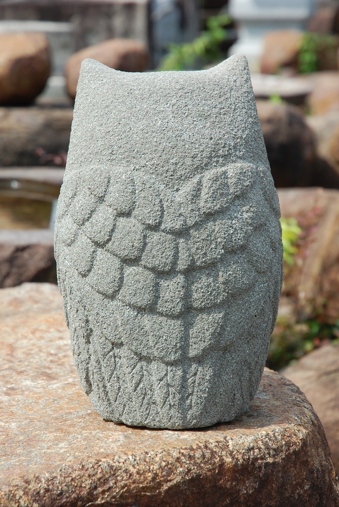 石のふくろう製作(来待石)プレゼント