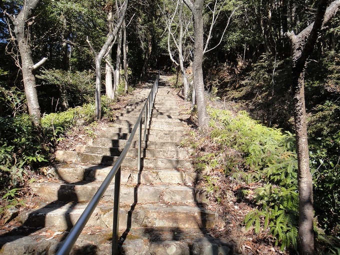 石材搬入路階段部|大縣神社犬山市