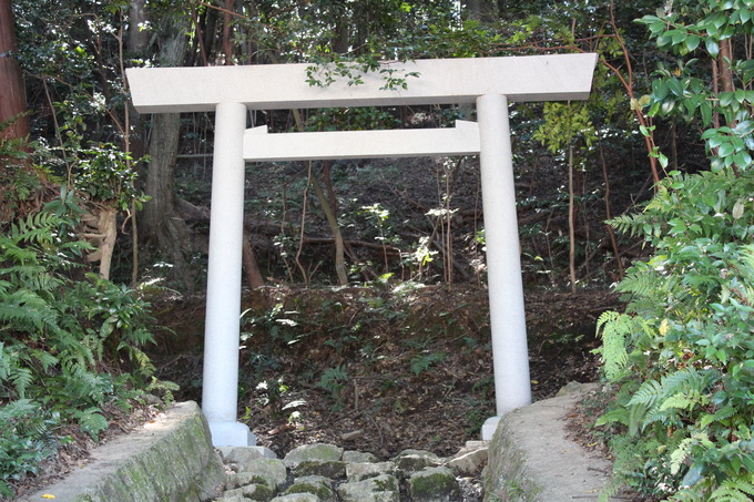石鳥居設置工事