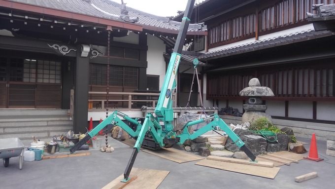 カニクレーン作業中