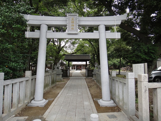 石鳥居1.1尺八幡型額付 京都旦椋神社